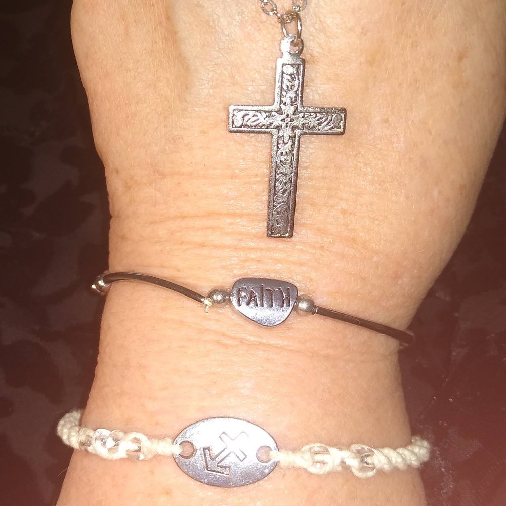 <3   $6 - $12   Cross ~ Wear Your Armor Jewelry Set  <3
